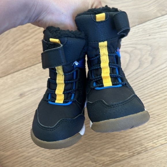 Merrell Snow Crush 3.0 Waterproof Snow Boot
BLACK/ MULTI, Size 7 NWT - Picture 5 of 5